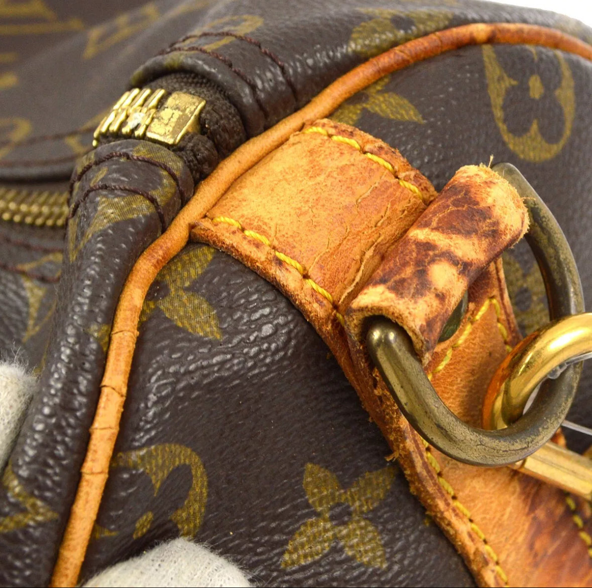 Louis Vuitton Keepall 50 - The Elegance of Vintage Travel