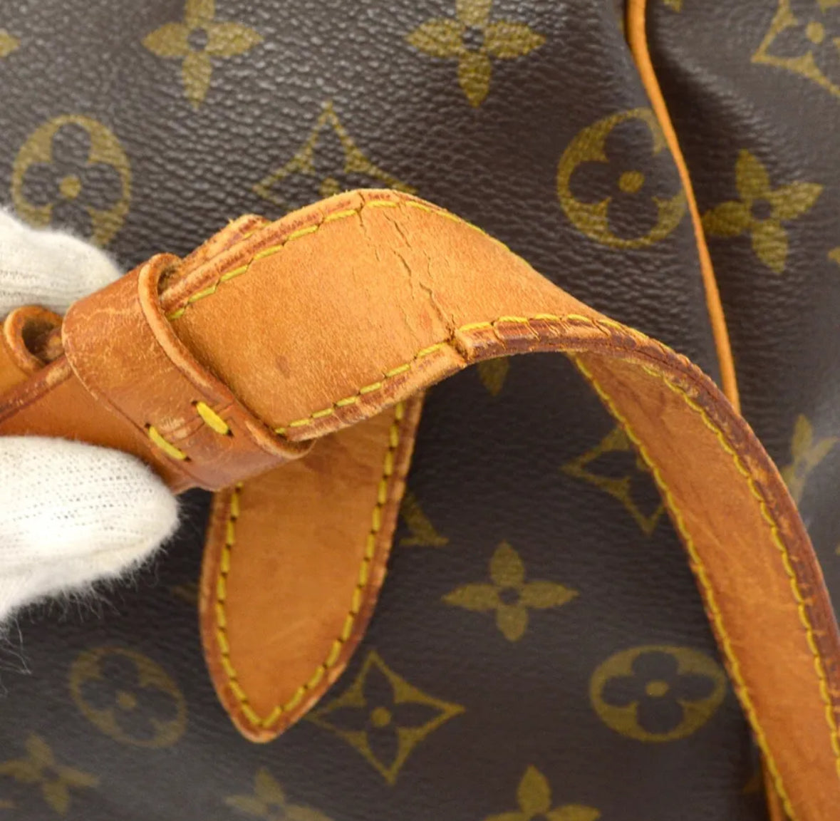 Louis Vuitton Keepall 50 - The Elegance of Vintage Travel