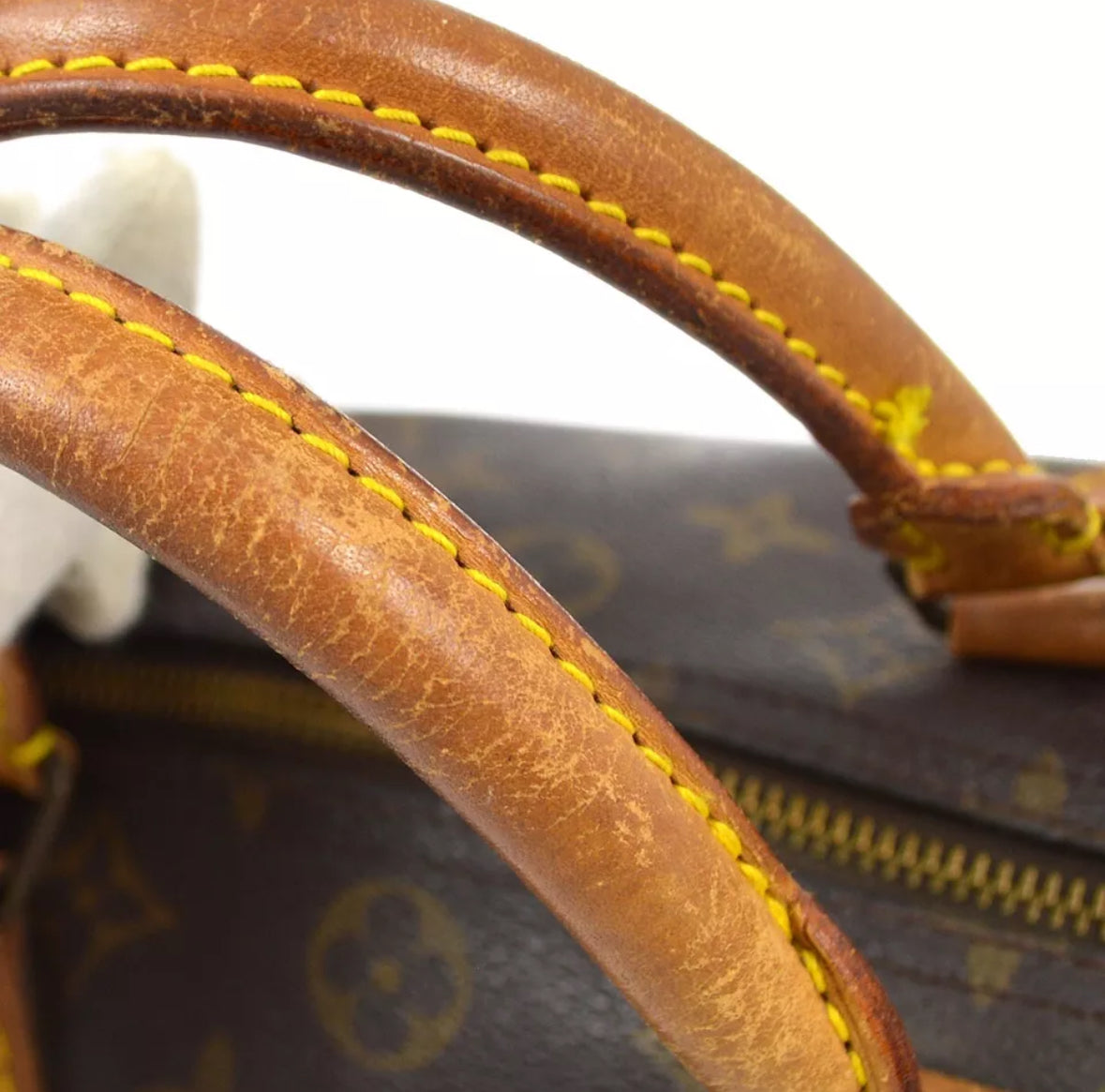 Louis Vuitton Speedy 30 - The ultimate urban icon